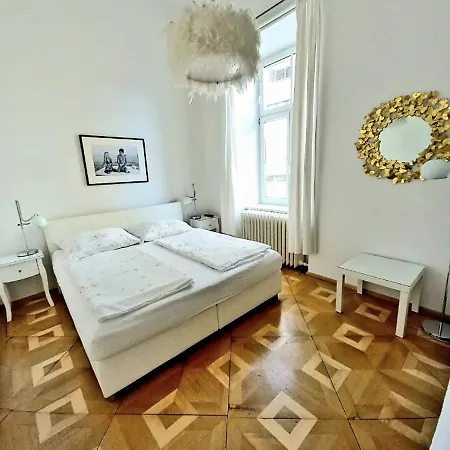 Homestay Lavie - Doppelzimmer In Top-Lage, Zentrum Bad Ischl
